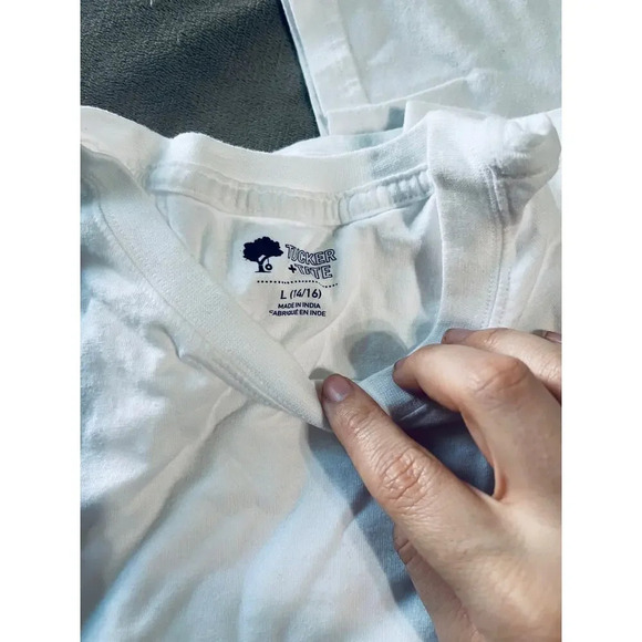 NWOT Tucker + Tate 2 White Tees Crew‎ Neck White Size Large 14/16 Under Shirt - Picture 2 of 2